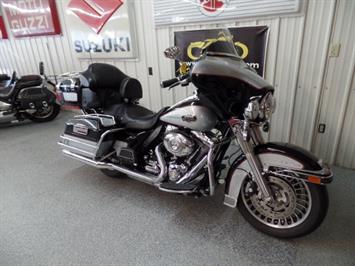 2010 Harley-Davidson Ultra Classic   - Photo 2 - Kingman, KS 67068