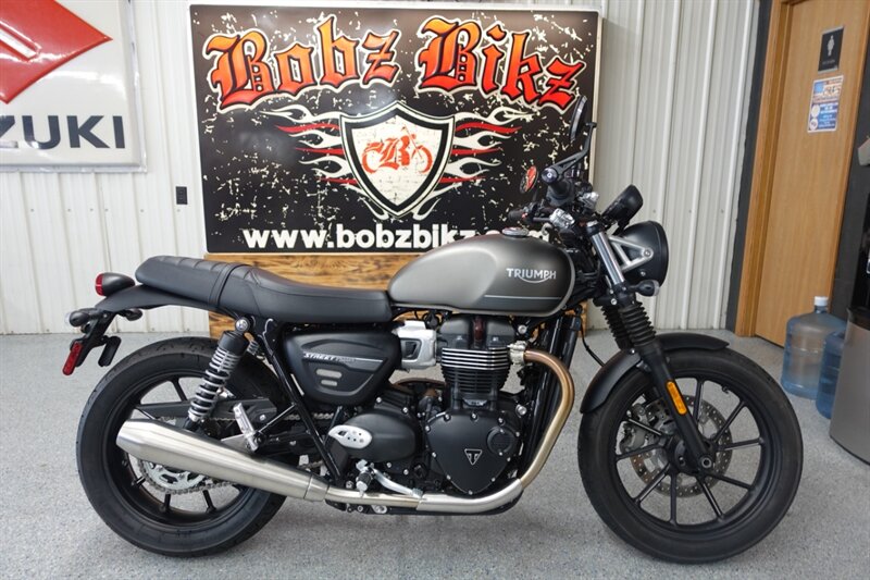 2022 Triumph Street Twin 900   - Photo 1 - Kingman, KS 67068
