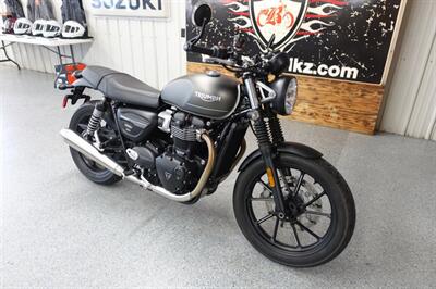 2022 Triumph Street Twin 900 - Photo 2 - Kingman, KS 67068