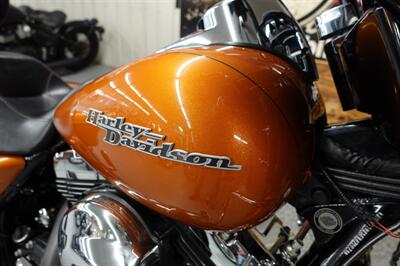 2014 Harley-Davidson Street Glide Special   - Photo 13 - Kingman, KS 67068