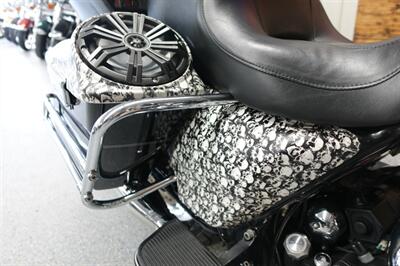 2010 Harley-Davidson Ultra Classic   - Photo 22 - Kingman, KS 67068