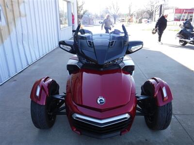 2016 Can Am Spyder F3T SM6 - Photo 4 - Kingman, KS 67068