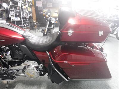 2017 Harley-Davidson Street Glide Special   - Photo 14 - Kingman, KS 67068