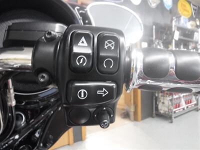 2017 Harley-Davidson Street Glide Special   - Photo 21 - Kingman, KS 67068