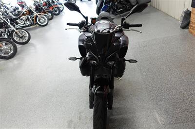 2024 Yamaha MT-10   - Photo 3 - Kingman, KS 67068