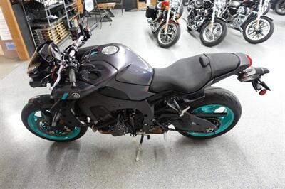 2024 Yamaha MT-10   - Photo 5 - Kingman, KS 67068