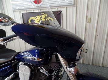 2013 Yamaha V Star 1300 Deluxe   - Photo 8 - Kingman, KS 67068
