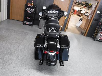 2017 Harley-Davidson Street Glide   - Photo 7 - Kingman, KS 67068