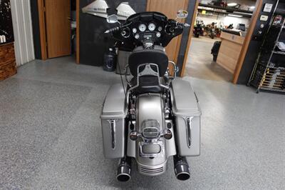 2009 Harley-Davidson Street Glide   - Photo 8 - Kingman, KS 67068