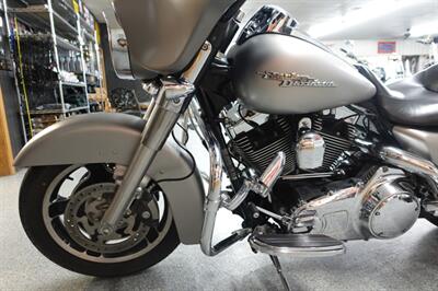 2009 Harley-Davidson Street Glide   - Photo 17 - Kingman, KS 67068
