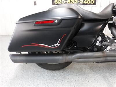 2015 Harley-Davidson Road Glide Custom - Photo 9 - Kingman, KS 67068