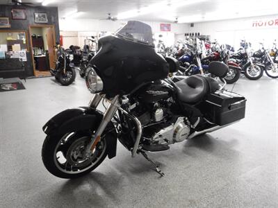 2013 Harley-Davidson Street Glide   - Photo 20 - Kingman, KS 67068