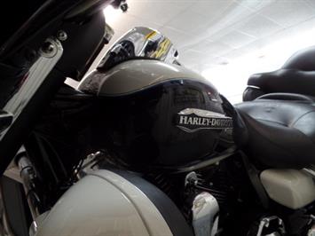 2014 Harley-Davidson Ultra Classic   - Photo 22 - Kingman, KS 67068