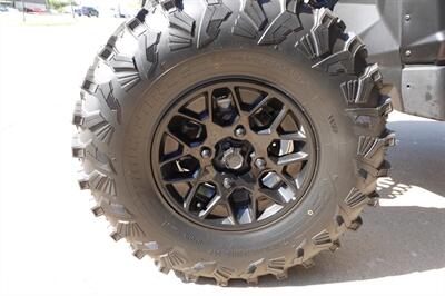 2025 Can Am Maverick X3 X RS Turbo R - Photo 25 - Kingman, KS 67068