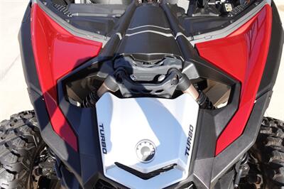 2025 Can Am Maverick X3 X RS Turbo R - Photo 37 - Kingman, KS 67068