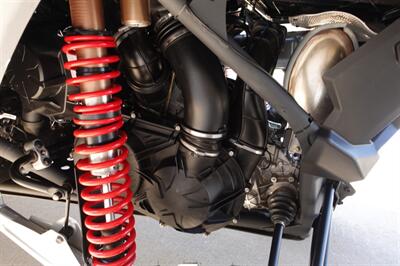 2025 Can Am Maverick X3 X RS Turbo R - Photo 31 - Kingman, KS 67068