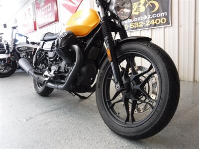 2018 Moto Guzzi V7 III Stone   - Photo 3 - Kingman, KS 67068