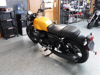 2018 Moto Guzzi V7 III Stone   - Photo 16 - Kingman, KS 67068