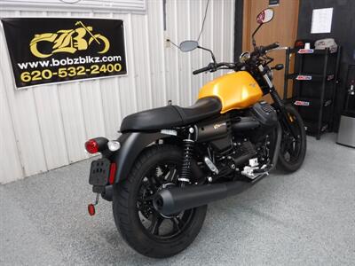 2018 Moto Guzzi V7 III Stone   - Photo 10 - Kingman, KS 67068