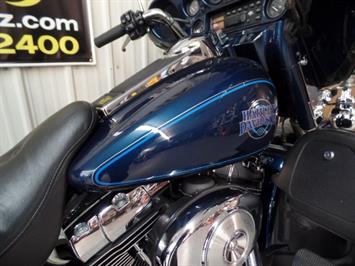 2002 Harley-Davidson Electra Glide Classic   - Photo 10 - Kingman, KS 67068