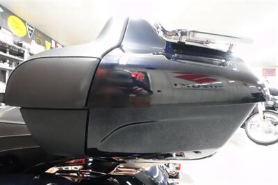 2021 Indian Roadmaster Limited Thunder Black Azure Crystal - Photo 29 - Kingman, KS 67068