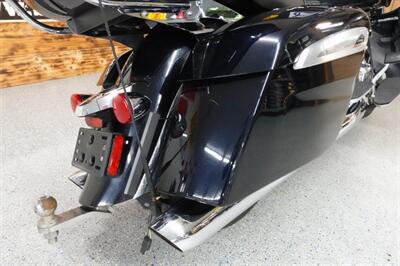 2021 Indian Roadmaster Limited Thunder Black Azure Crystal - Photo 19 - Kingman, KS 67068