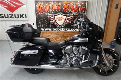 2021 Indian Roadmaster Limited Thunder Black Azure Crystal - Photo 1 - Kingman, KS 67068
