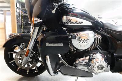 2021 Indian Roadmaster Limited Thunder Black Azure Crystal - Photo 16 - Kingman, KS 67068