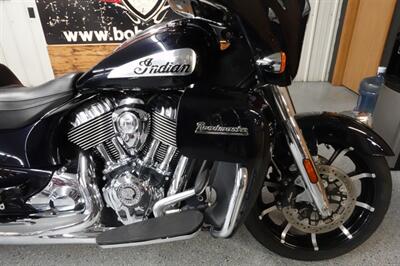 2021 Indian Roadmaster Limited Thunder Black Azure Crystal - Photo 10 - Kingman, KS 67068