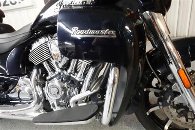 2021 Indian Roadmaster Limited Thunder Black Azure Crystal - Photo 42 - Kingman, KS 67068