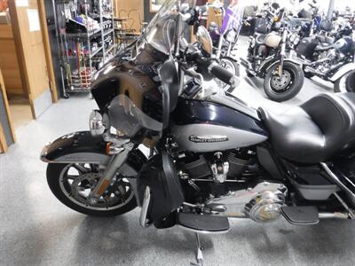 2019 Harley-Davidson Ultra Classic   - Photo 19 - Kingman, KS 67068