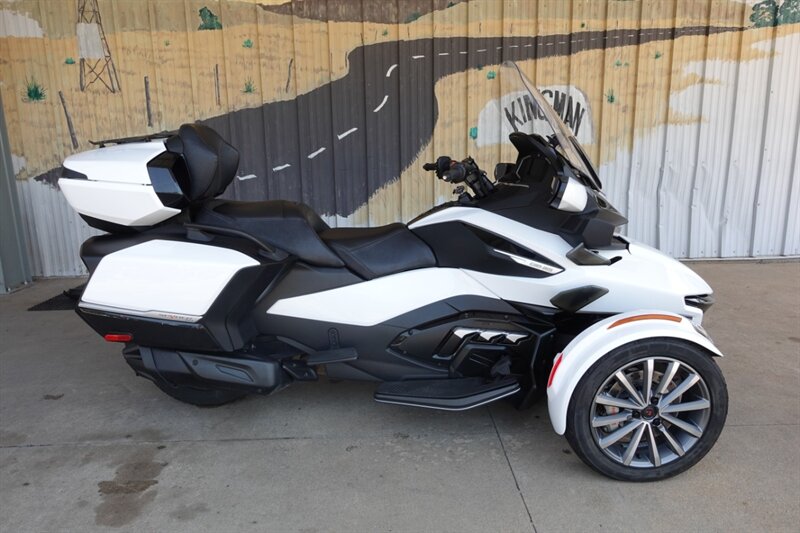 2022 Can Am Spyder RT Limited SE6 - Photo 1 - Kingman, KS 67068