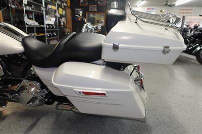 2015 Harley-Davidson Street Glide Special   - Photo 30 - Kingman, KS 67068