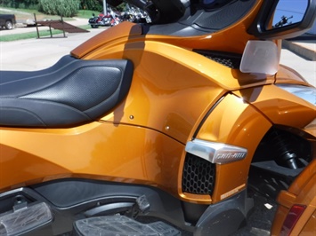 2014 Can Am Spyder RTS SE6   - Photo 3 - Kingman, KS 67068