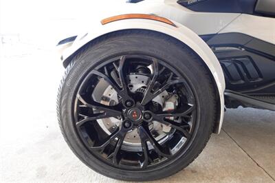 2020 Can Am Spyder RT Limited SE6 - Photo 25 - Kingman, KS 67068
