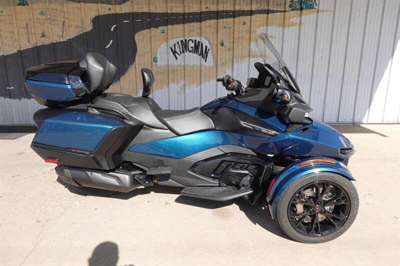 2023 Can Am Spyder RT Limited SE6   - Photo 1 - Kingman, KS 67068