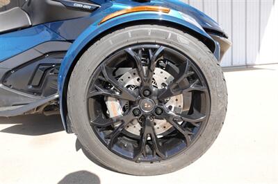 2023 Can Am Spyder RT Limited SE6   - Photo 13 - Kingman, KS 67068