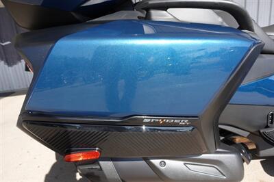 2023 Can Am Spyder RT Limited SE6   - Photo 27 - Kingman, KS 67068