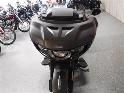 2021 Indian Challenger Titanium Smoke   - Photo 3 - Kingman, KS 67068