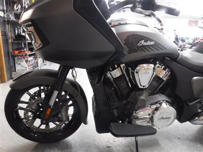 2021 Indian Challenger Titanium Smoke   - Photo 15 - Kingman, KS 67068