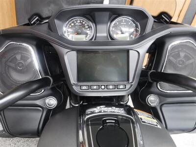 2021 Indian Challenger Titanium Smoke   - Photo 23 - Kingman, KS 67068