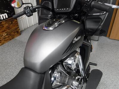 2021 Indian Challenger Titanium Smoke   - Photo 12 - Kingman, KS 67068