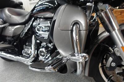 2017 Harley-Davidson Road Glide Ultra   - Photo 42 - Kingman, KS 67068