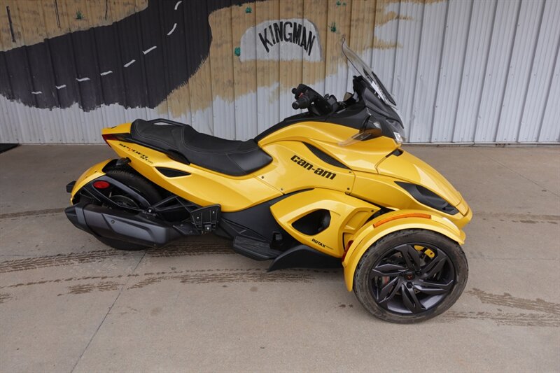 2013 Can Am Spyder RS SE5   - Photo 1 - Kingman, KS 67068