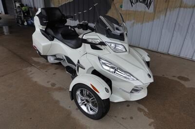 2011 Can Am Spyder RT Limited SE5   - Photo 2 - Kingman, KS 67068