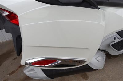 2011 Can Am Spyder RT Limited SE5   - Photo 17 - Kingman, KS 67068