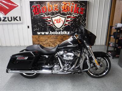 2021 Harley-Davidson Street Glide   - Photo 1 - Kingman, KS 67068