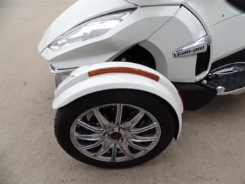 2014 Can Am Spyder RT SE6   - Photo 13 - Kingman, KS 67068