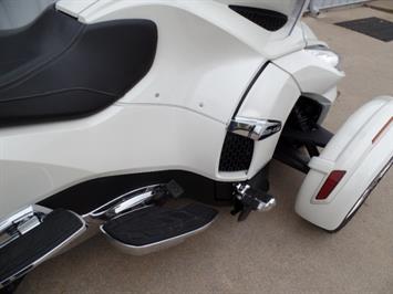 2014 Can Am Spyder RT SE6   - Photo 7 - Kingman, KS 67068