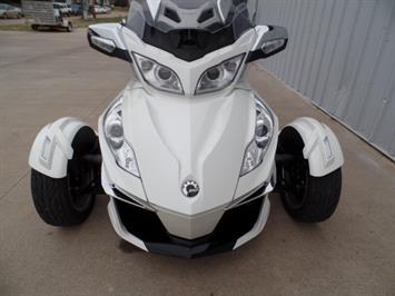 2014 Can Am Spyder RT SE6   - Photo 11 - Kingman, KS 67068